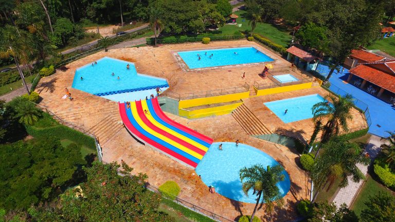CLUBE DE CAMPO